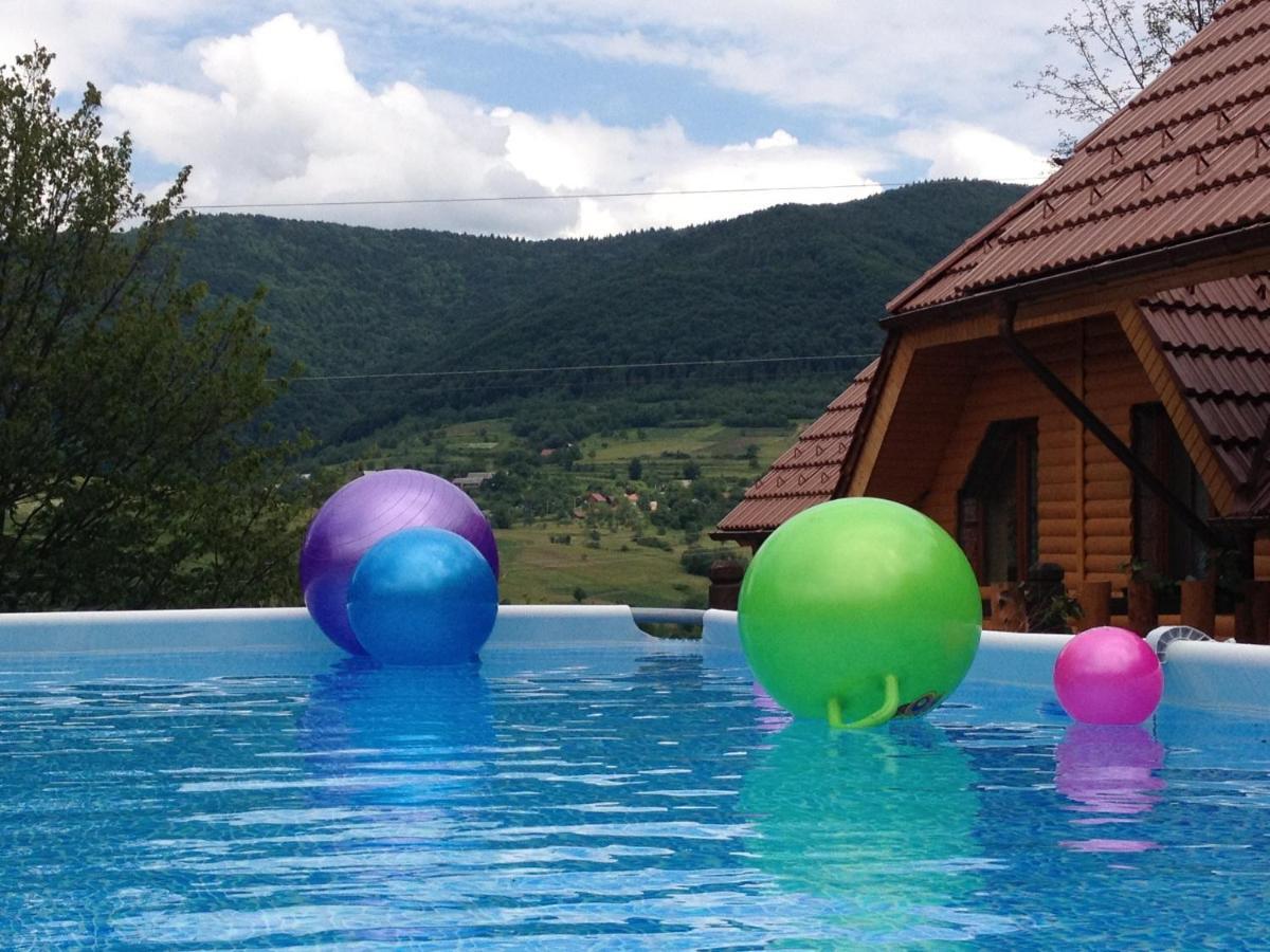 Sadyba Ertash Vyshka Bagian luar foto